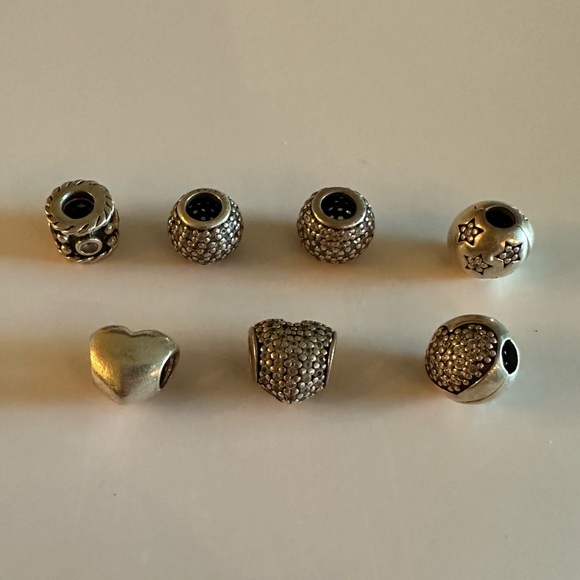 Pandora Silver Bracelet with 8 charms - Picture 4 of 4